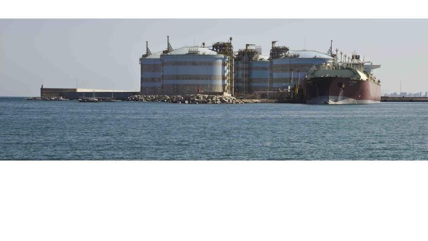 El gas y los contenedores tiran del puerto de Sagunt