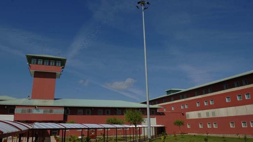 Instalaciones del centro penitenciario de Texeiro, en Curtis.