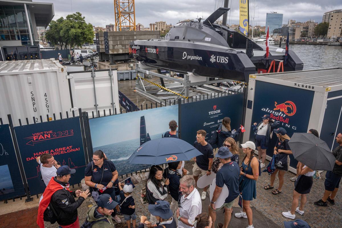 Dock out del Alenghi Red Bull en la Copa América animados por sus fans