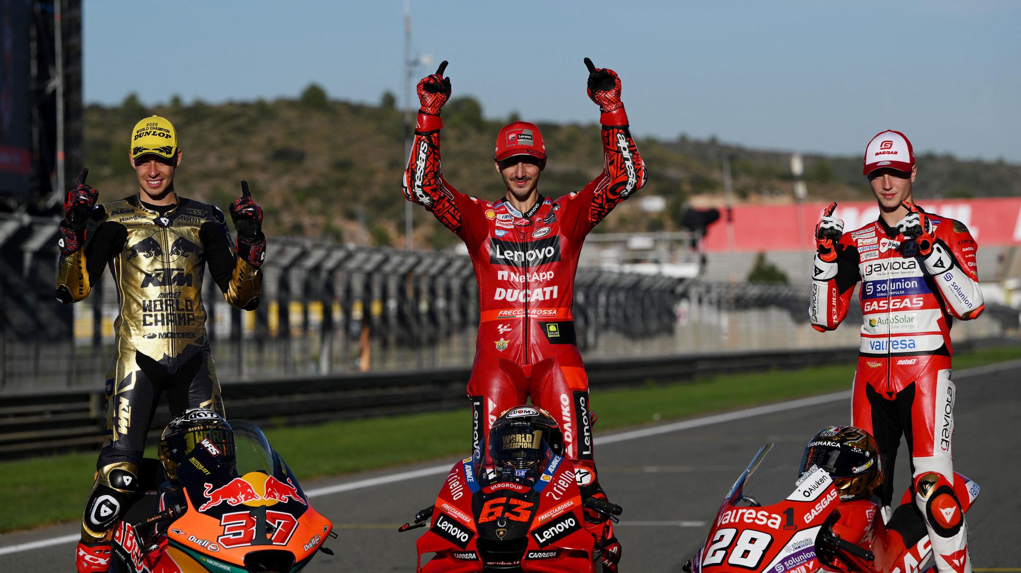 Augusto Fernández, campeón del mundo de Moto2