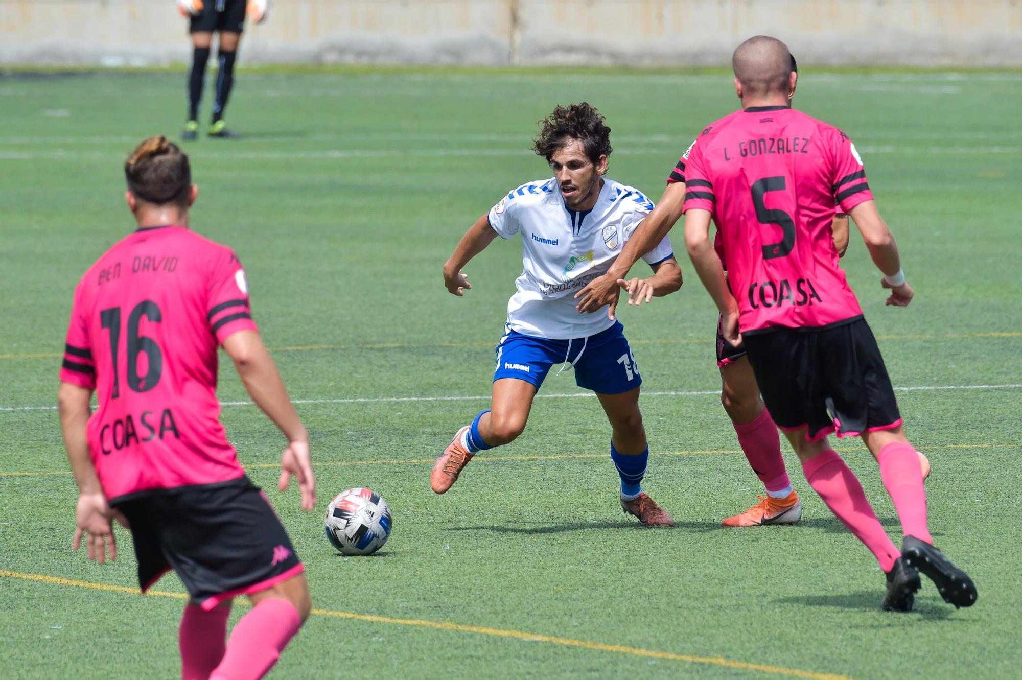 Tablas en el debut de la UD Tamaraceite en 2ªB ante el San Fernando