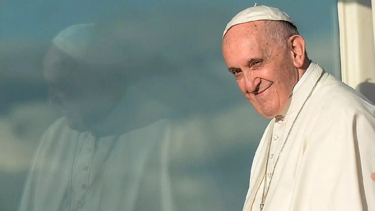 Francia regalará al Papa Francisco una camiseta de Messi tras el informe de pedofilia en la Iglesia gala
