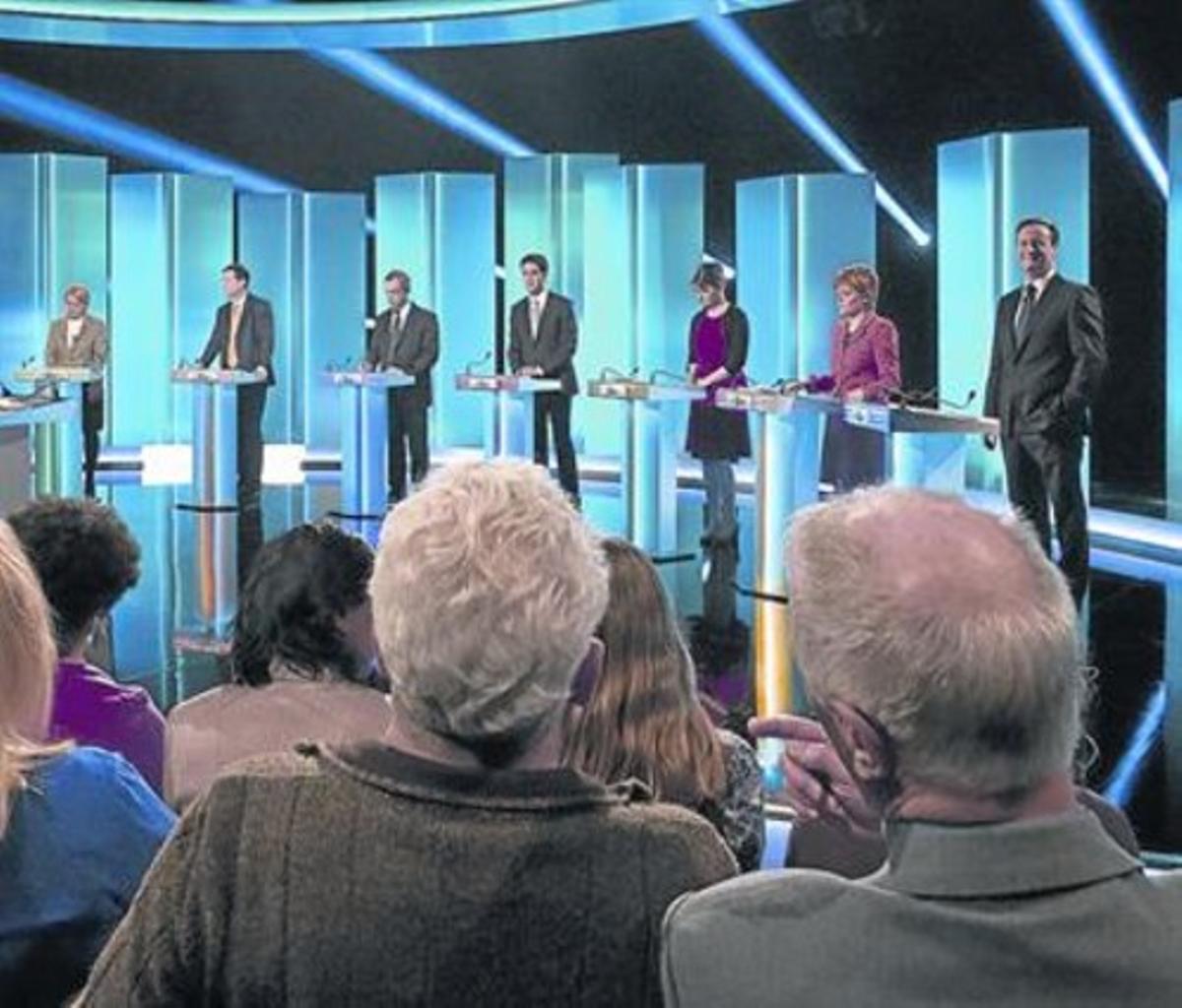Els set líders britànics durant el debat de campanya de dijous.
