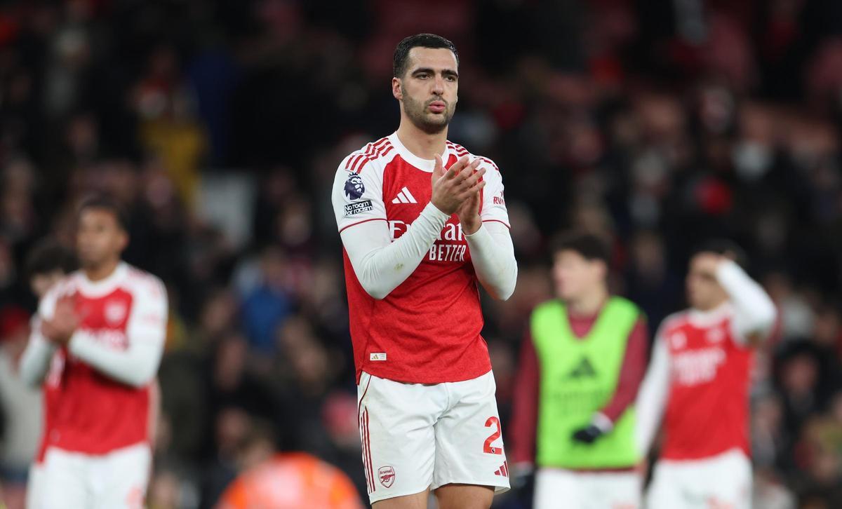 Mikel Merino, futbolista del Arsenal y la selección española.