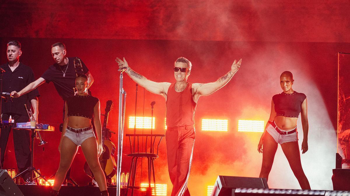 Robbie Williams en la Plaza de España