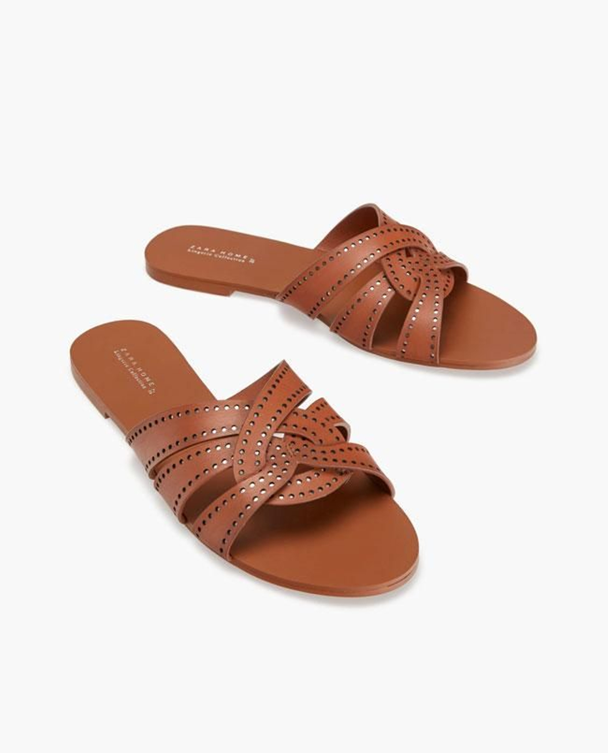 Sandalias de piel planas, de Zara Home