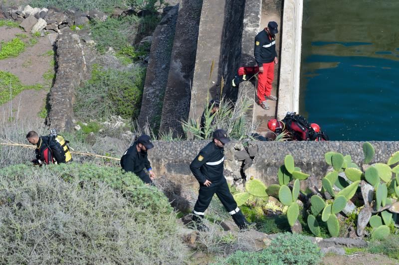 19-11-2018 ARUCAS.  Efectivos de la UME y Policía Nacional buscan a Juana Ramos en el barranco de Quintanilla. Fotógrafo: ANDRES CRUZ  | 19/11/2018 | Fotógrafo: Andrés Cruz