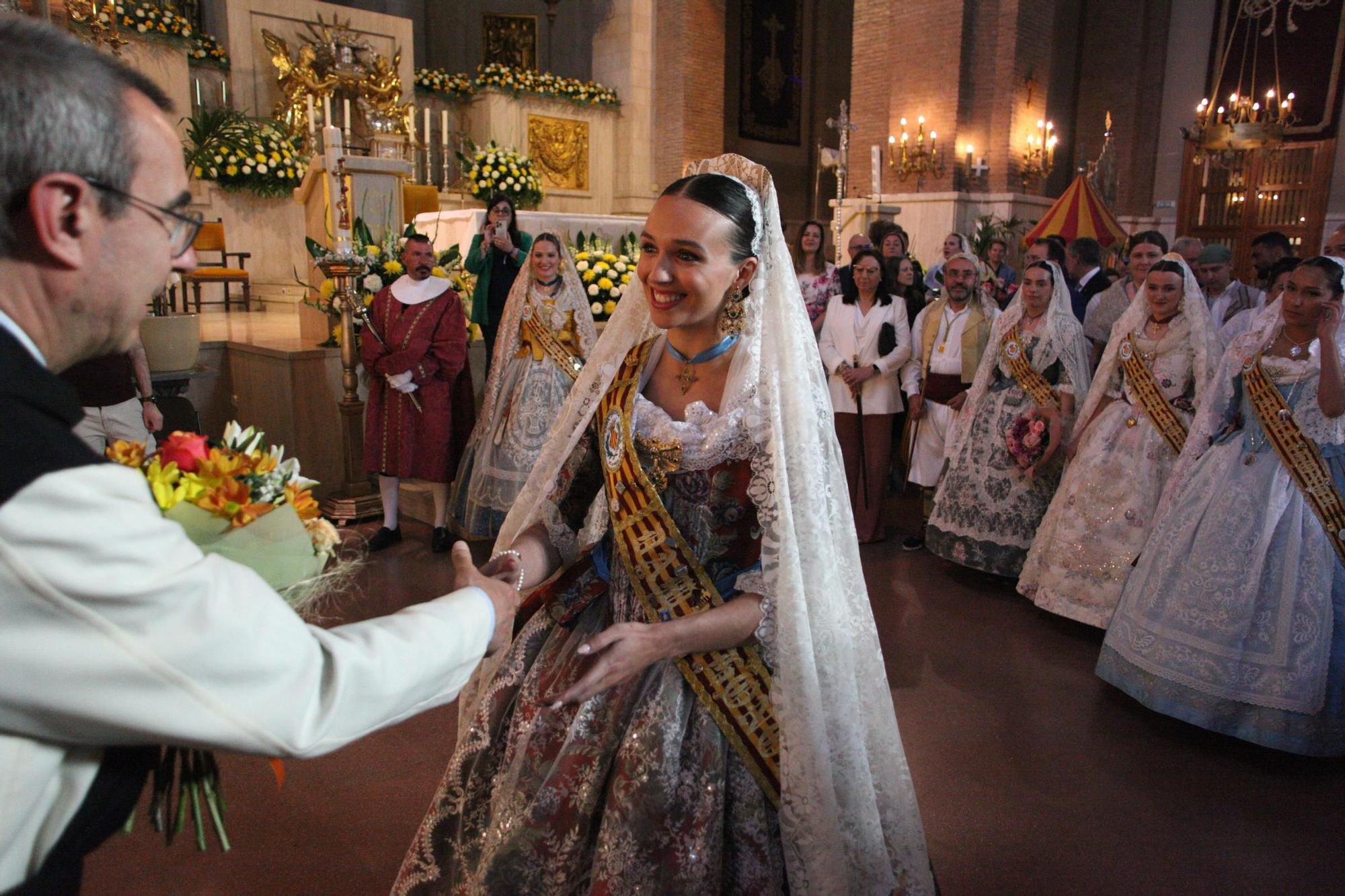 Galeria de fotos de l'ofrena de flors a Sant Pasqual en Vila-real