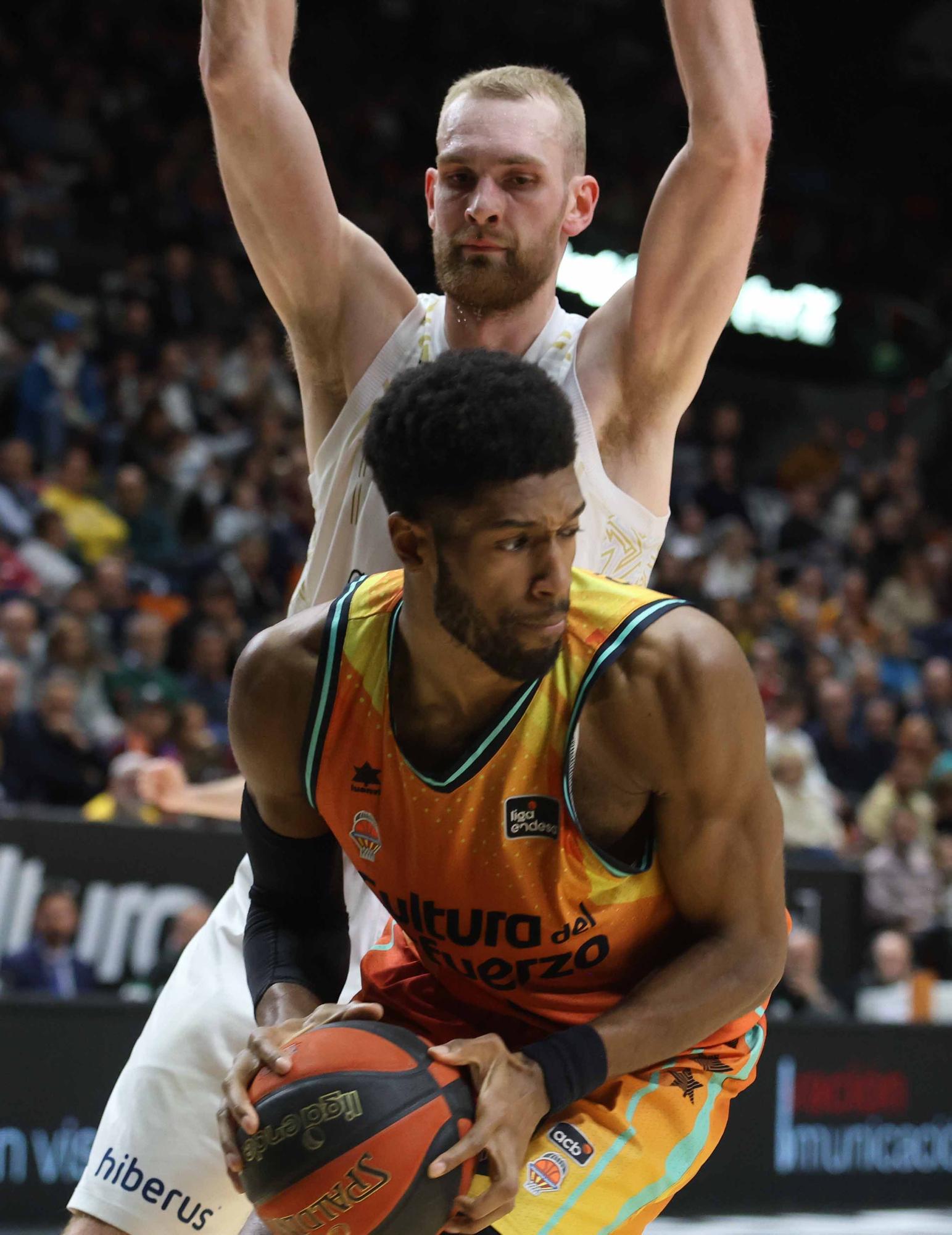 Valencia Basket - Casademont Zaragoza