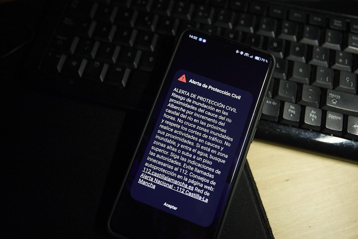 Las incidencias "en alguna compañía" telefónica impiden enviar Es-Alert a todos los teléfonos.