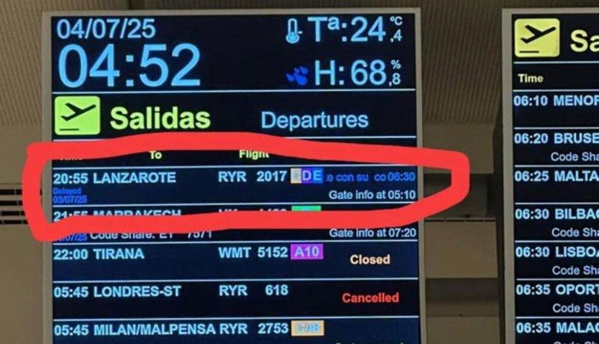 Una de las pantallas del aeropuerto Adolfo Suárez-Madrid Barajas