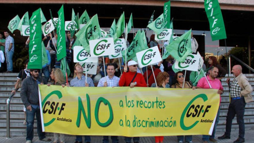 Protesta del CSIF contra los recortes a los empleados públicos.