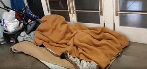 Lestació dautobusos, un refugi quan has de dormir en ple hivern al carrer a Manresa