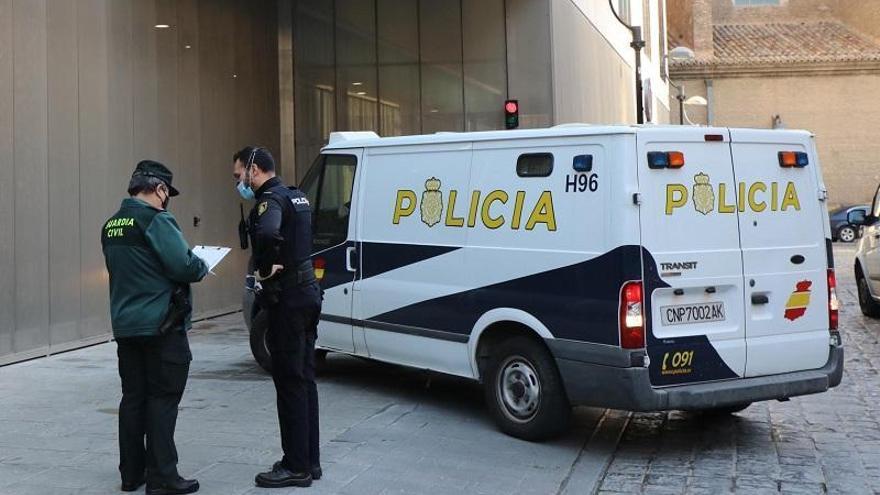 Absuelto de un robo con la técnica del mataleón en Zaragoza porque la víctima no pudo identificar al autor