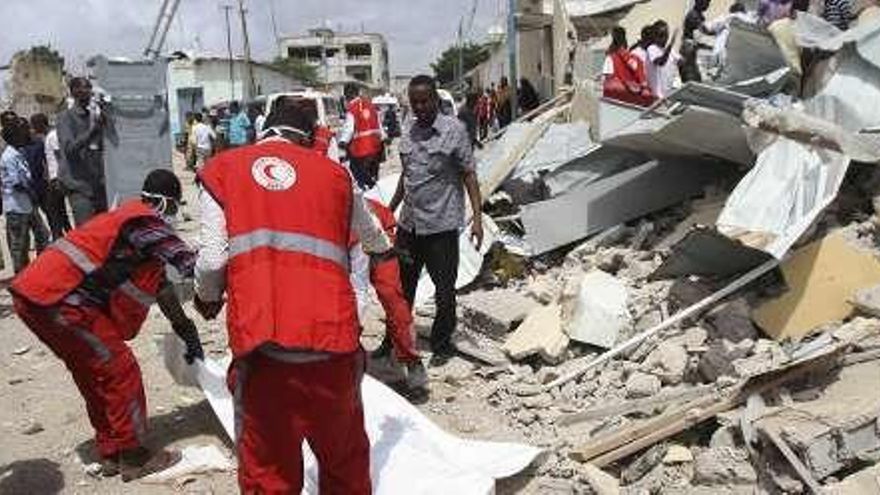 Un atentado deja al menos siete muertos en la capital de Somalia