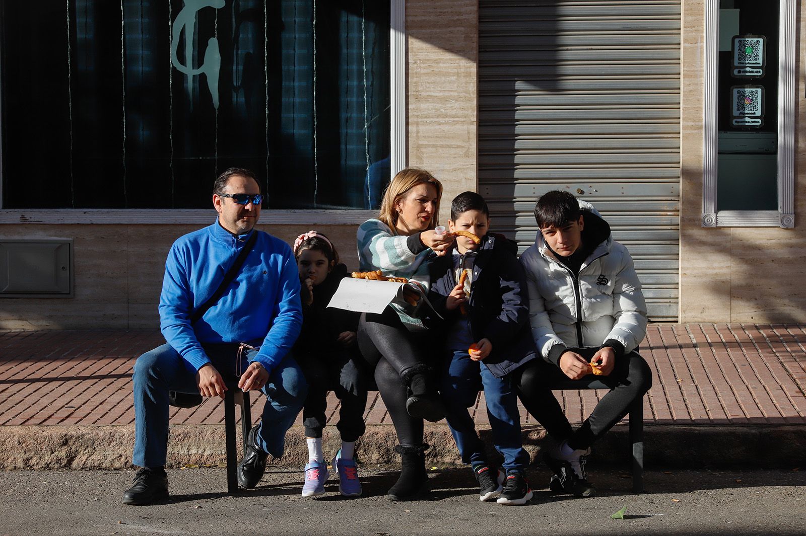 Alegría en La Viñuela con la celebración de la 'Tardebuena' adelantada