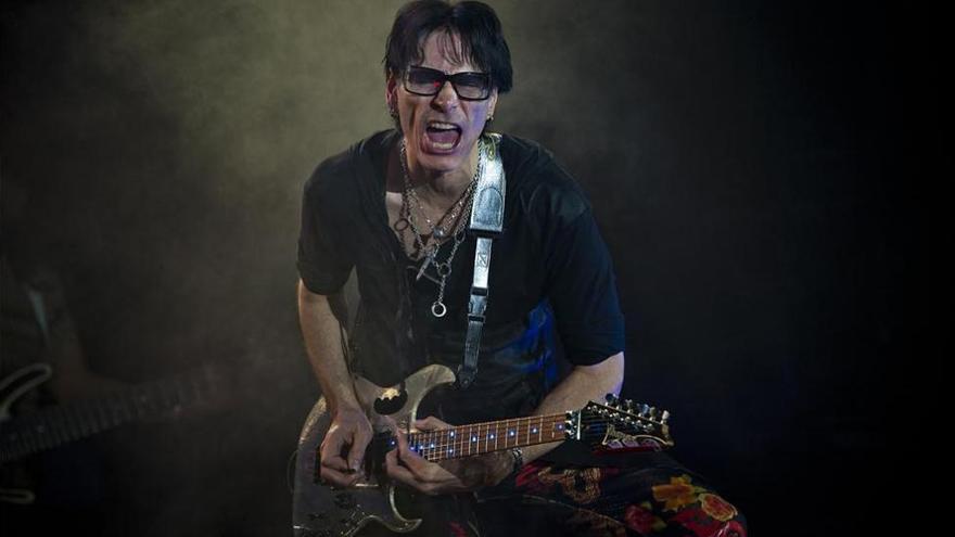 Steve Vai será el cierre de lujo del Festival de la Guitarra de Córdoba