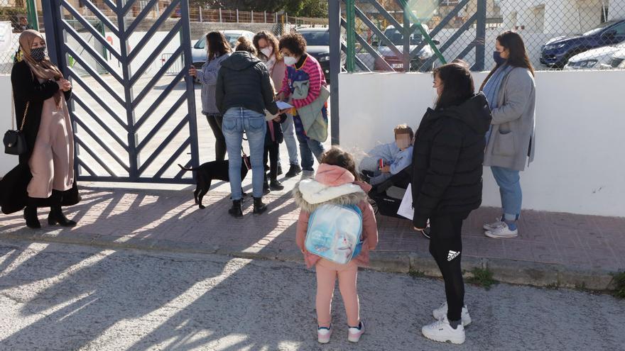 Los profesores alertan de ausencias de alumnos de Ibiza y Formentera porque pasan frío