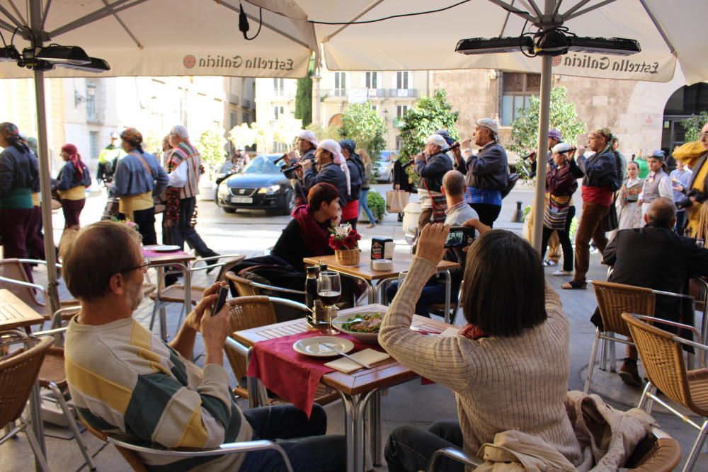 Fiesta fallera decimonónica para celebrar el aniversario del Patrimonio