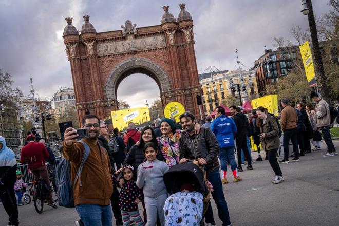 Tour de Francia 2026, en directo: recorrido en Barcelona, horarios, etapas y última hora de la llegada de los ciclistas