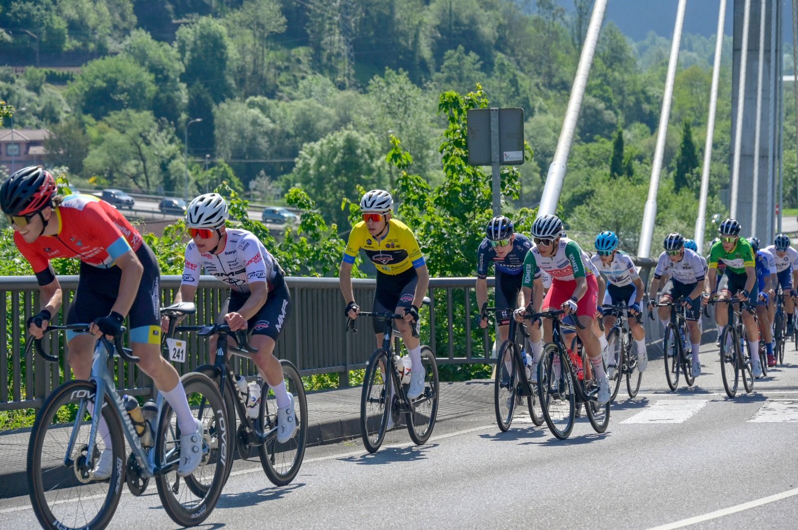 Exhibición de Benjamín Noval en la Vuelta Ciclista a la Montaña Central de Asturias