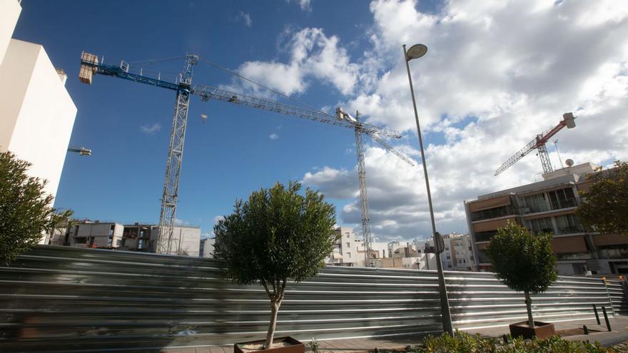 Sigue cayendo la venta de viviendas en Ibiza: un 31% menos de hipotecas firmadas