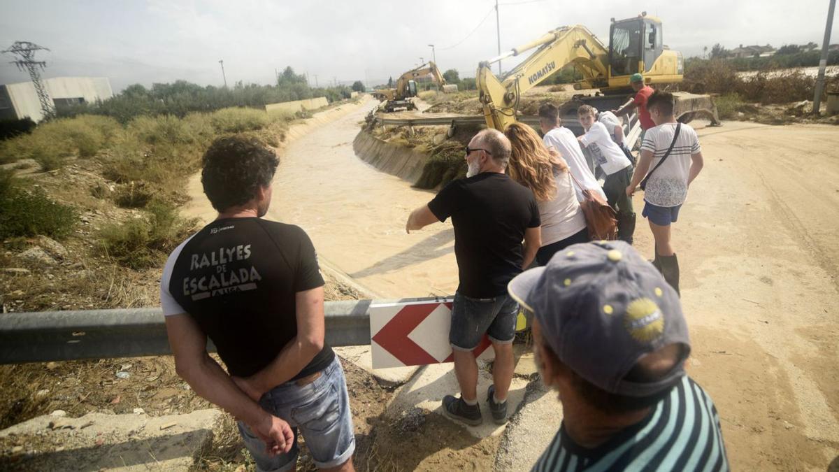 Daños provocados por la DANA de 2019 en el canal del Trasvase. | ISRAEL SÁNCHEZ