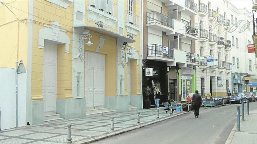 Exigen que el recién remodelado teatro Imperial de Don Benito sea más accesible