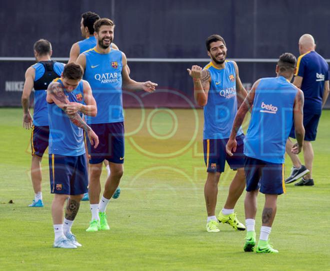 El primer entrenamiento del Barça 2015-2016 al completo, en imágenes