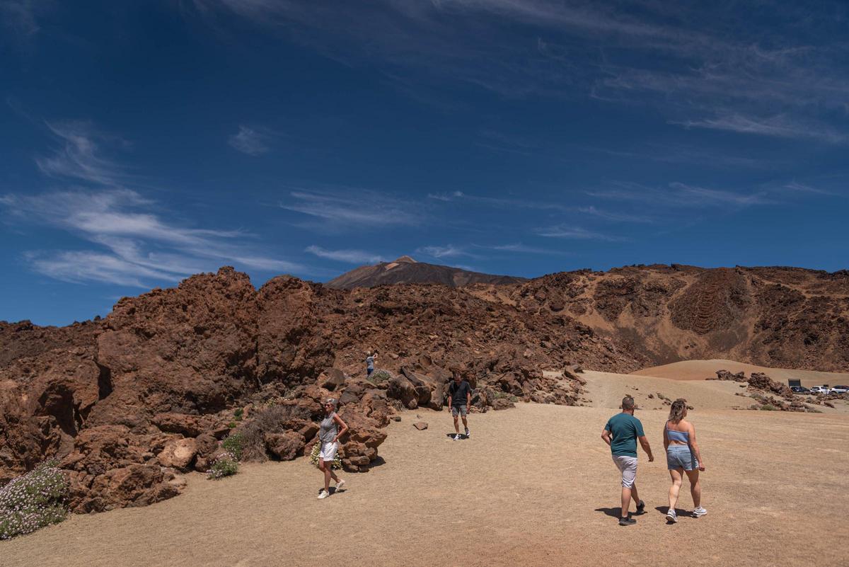 El Teide sin humo: prohibido fumar en todo el parque nacional