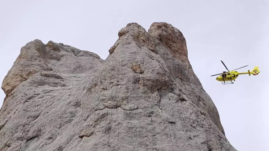 VÍDEO: Herida grave una montañera vasca mientras escalaba el Urriellu al caerle encima una piedra
