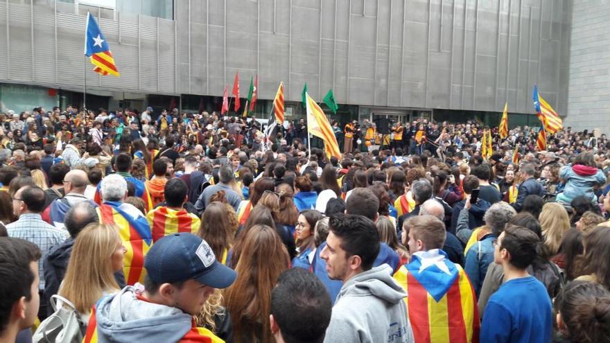 Milers de persones a la manifestació de la vaga general a Girona