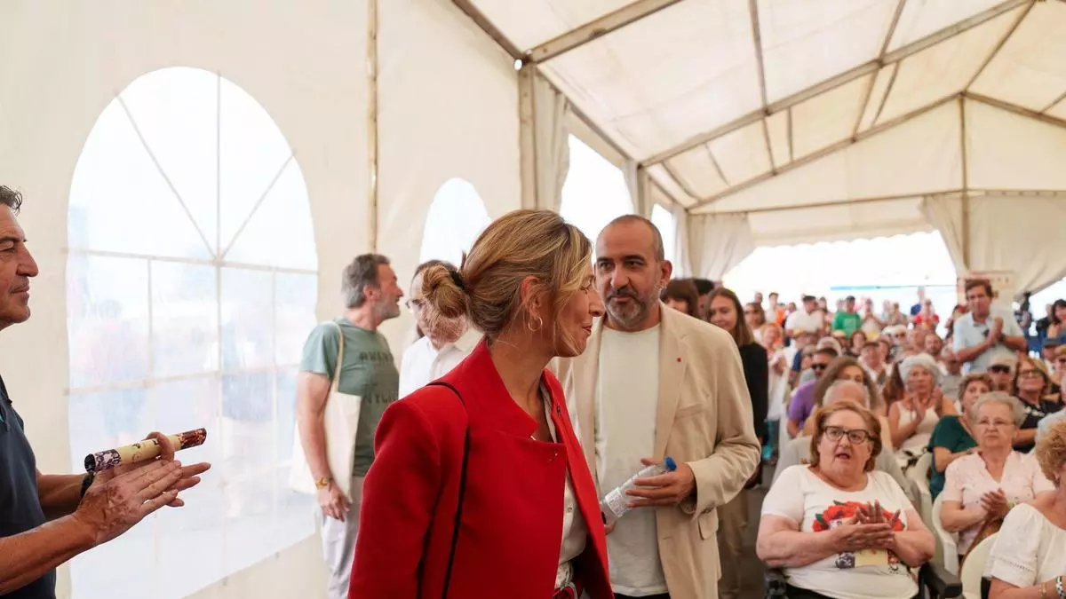 Yolanda Díaz exige un decreto de vivienda que "meta mano" a los fondos buitre