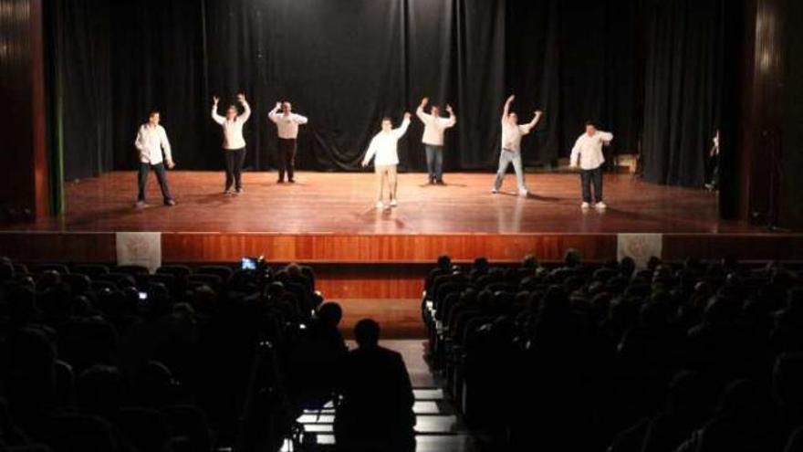 El Centro Cultural de Muro acogió la celebración de &quot;Dependents a Escena&quot;.