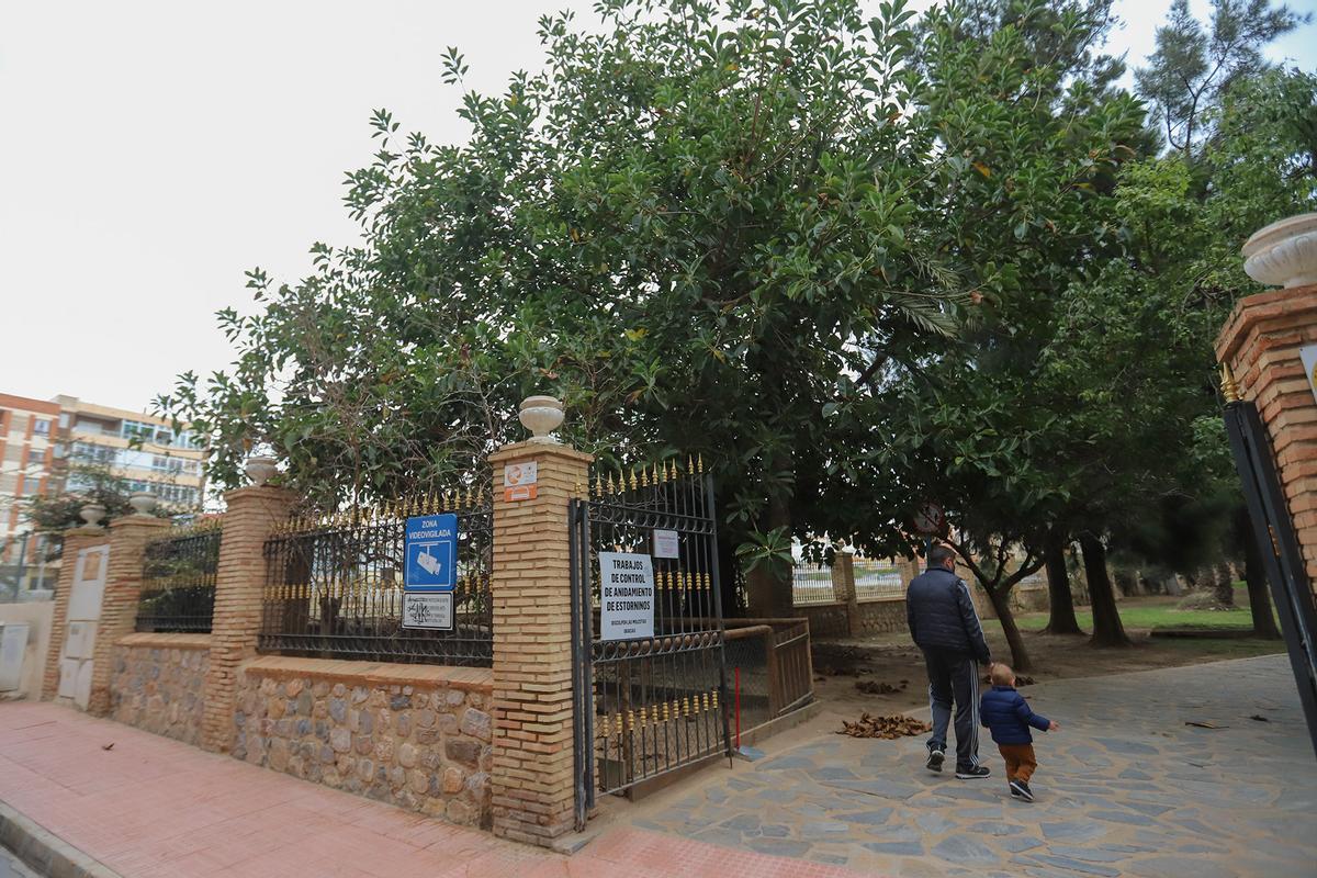 Acceso principal al Parque de Doña Sinforosa