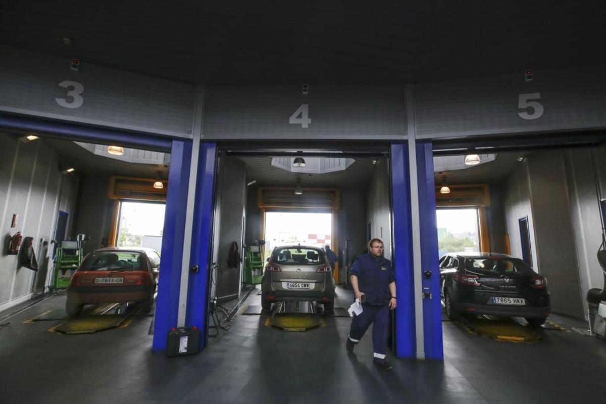 El detalle de tu coche que desde hoy te van a mirar con lupa en la ITV