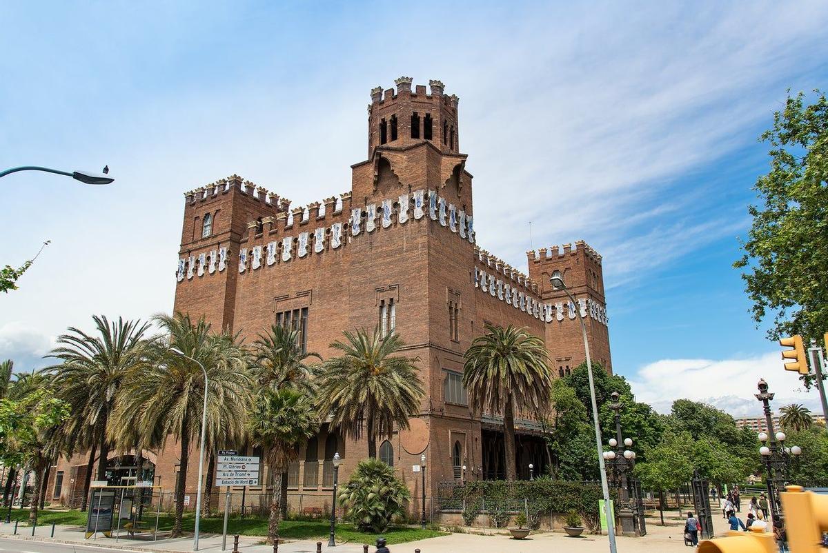 Castillo de los Tres Dragones, Barcelona