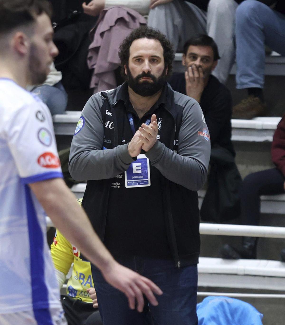 Marcos Otero ‘Quiños’, esta temporada en un partido de liga. | GUSTAVO SANTOS