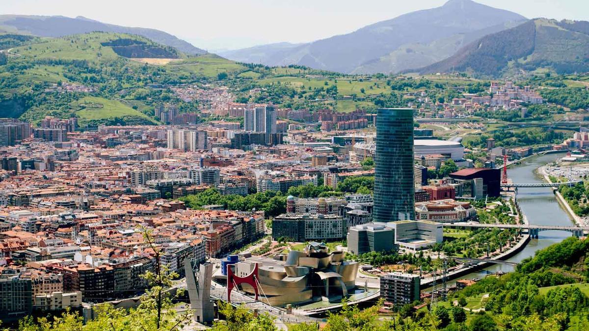 Vista panorámica de Bilbao (España)