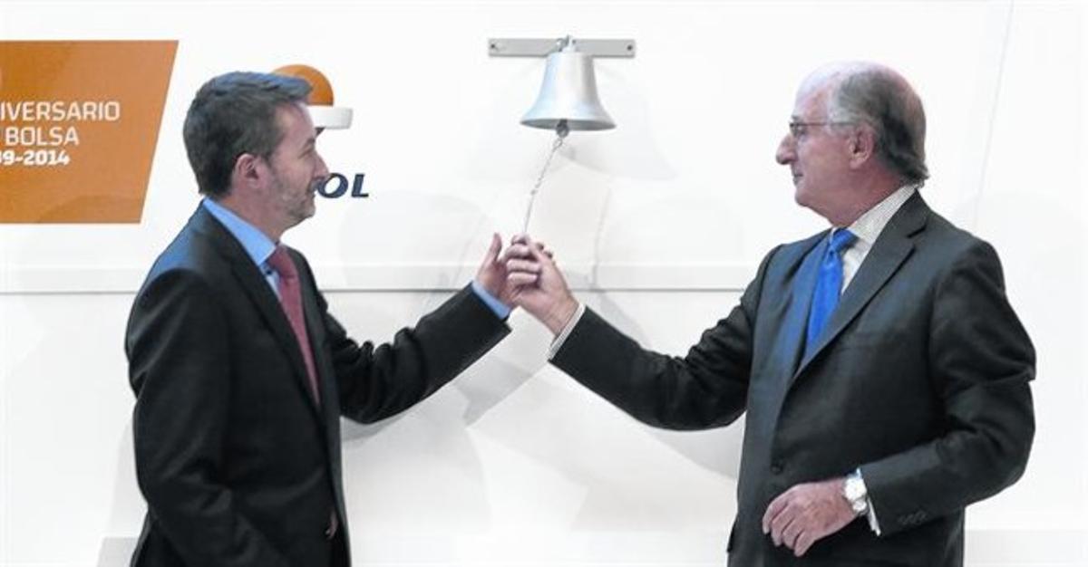 Antoni Brufau, president de Repsol (dreta), i Josu Jon Imaz, conseller delegat de la petrolera espanyola, en un acte a la Borsa de Madrid. Antoni Brufau, president de Repsol (dreta), i Josu Jon Imaz, conseller delegat de la petrolera espanyola, en un acte a la Borsa de Madrid.