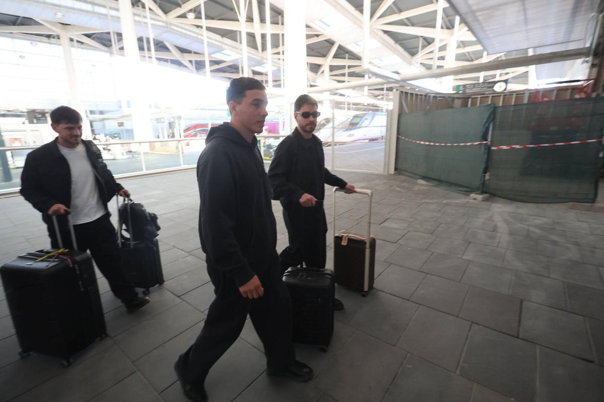 VALENCIA SPD RENZO SARAVIA NUEVO FICHAJE DEL VCF