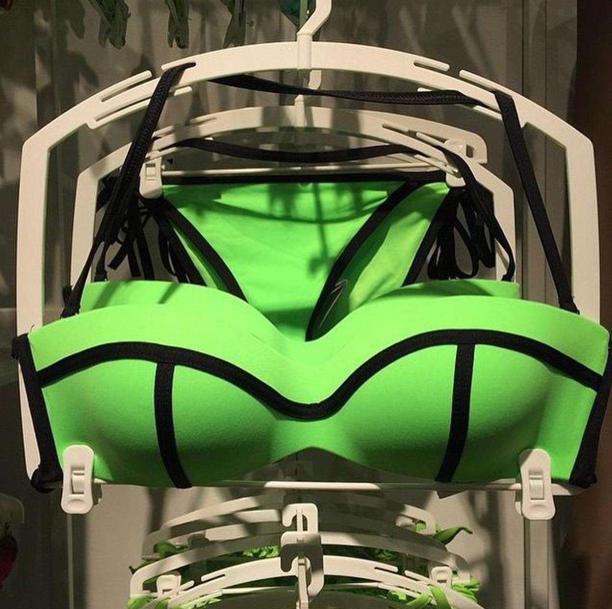 El bikini de neopreno de Calzedonia