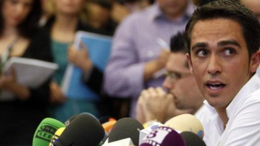 Contador: &quot;¿Doparme?, soy inocente al cien por cien&quot;