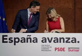 PSOE y Sumar acuerdan prorrogar los impuestos a banca y energéticas y endurecer el de Sociedades