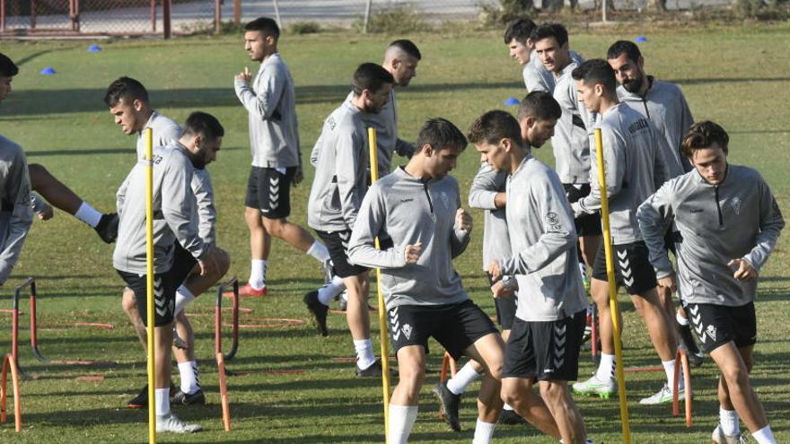 Los jugadores del Real Murcia cobran una nómina