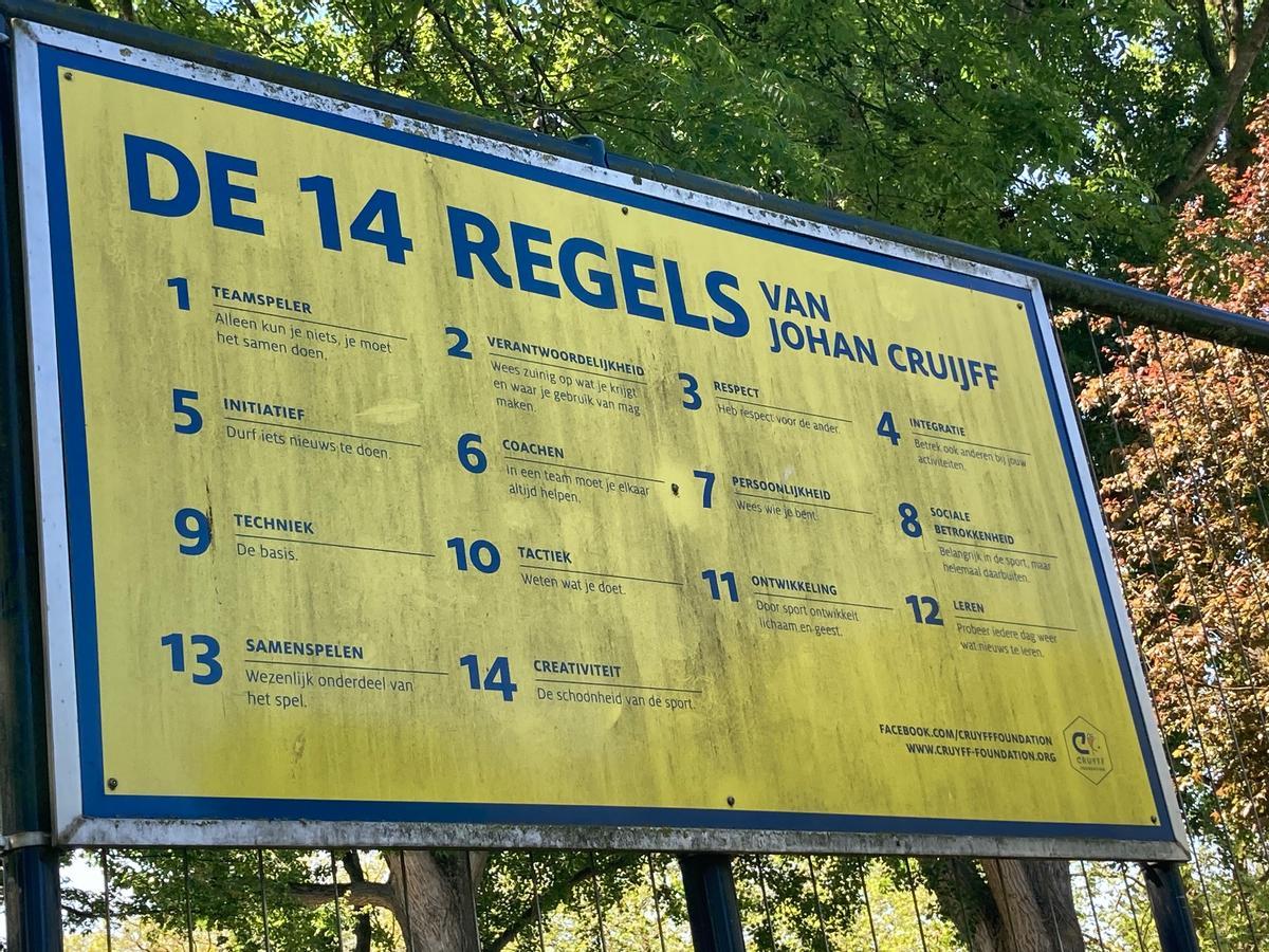 Las 14 reglas de Johan, en el 'Cruyff Court' de Betondorp