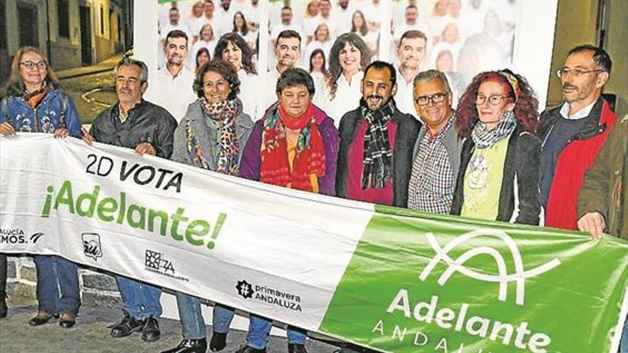 Los partidos inician la campañas para las autonómicas con la pega de carteles