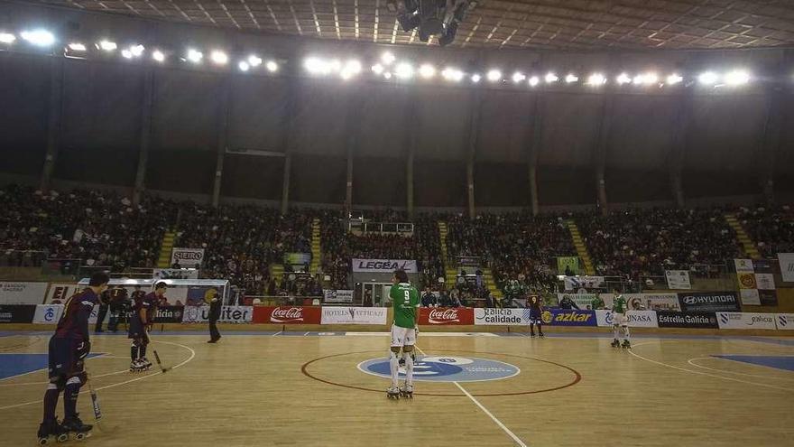 El Palacio de los Deportes de Riazor, lleno para un partido entre el Liceo y el Barcelona en la temporada 2014-15.