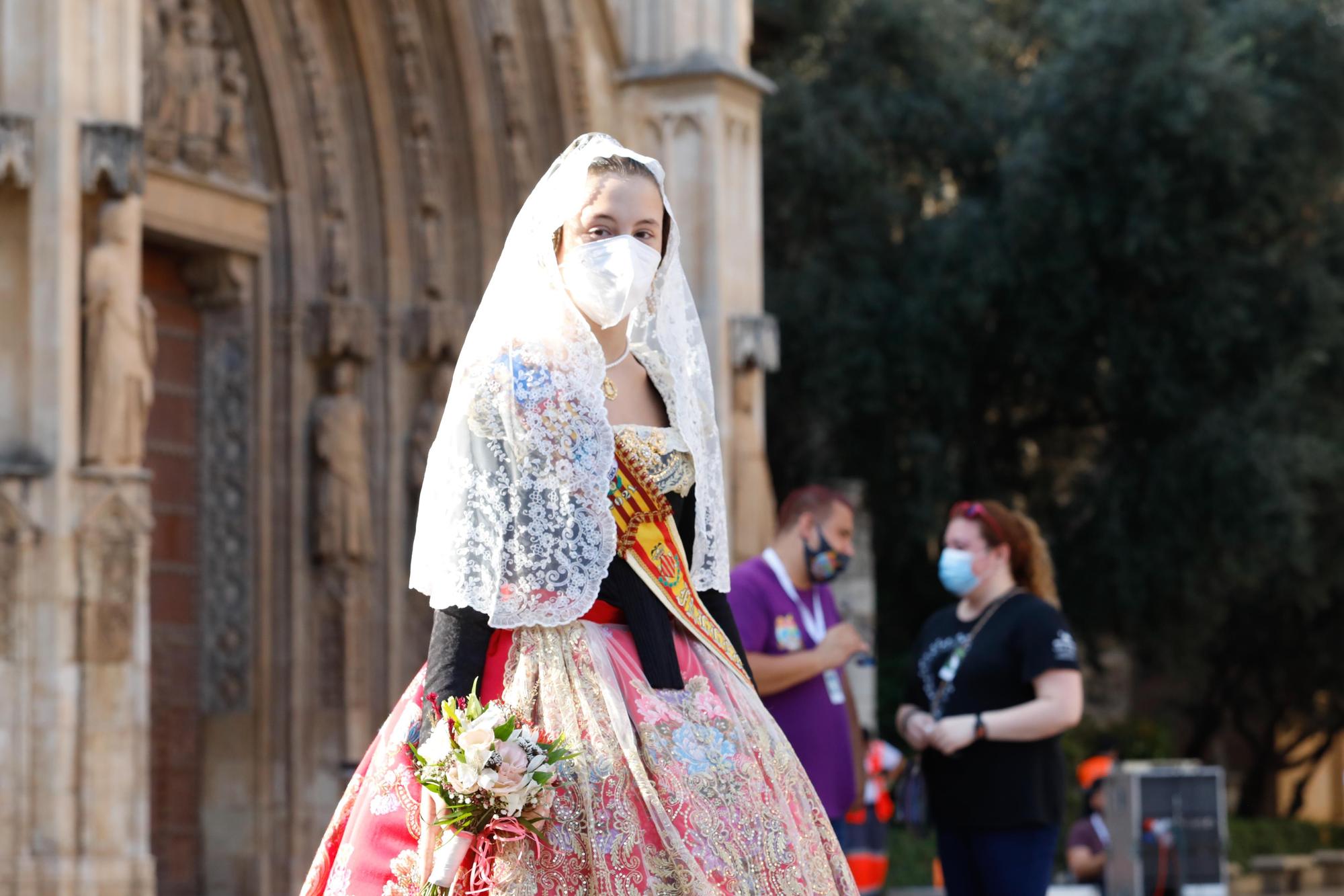 Búscate en el segundo día de Ofrenda por las calles del Mar y Avellanas (entre las 10:00 y 11:00 horas)