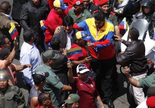 TRASLADO DEL FÉRETRO DE CHÁVEZ A LA ACADEMIA MILITAR EN CARACAS